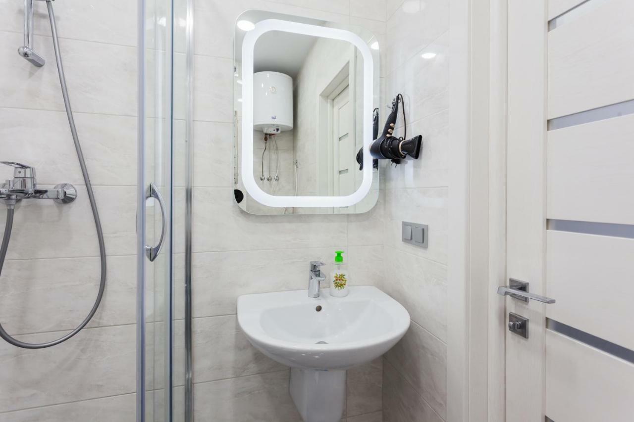 Апартаменти Герцена 35 Kiev Exteriör bild